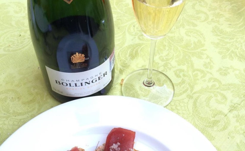 Bollinger y toast de foie